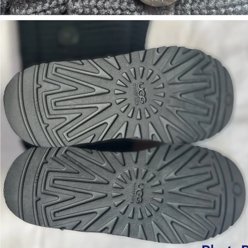 UGG Cardy All Black Boots